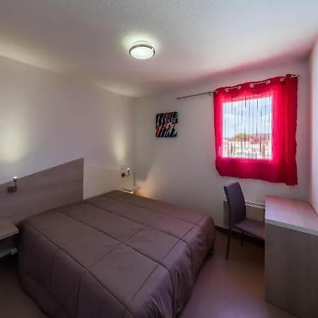 Domaine De Bacchus Lägenhetshotell *