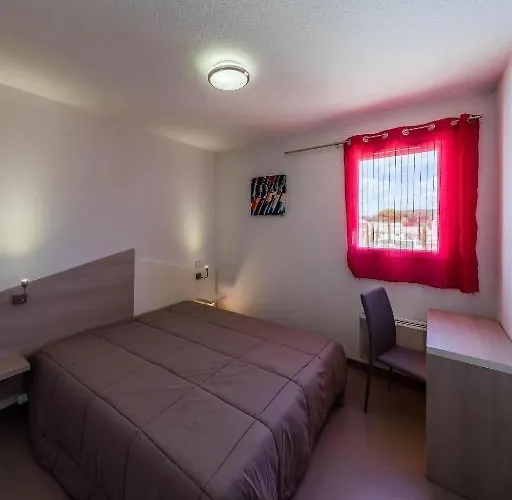 Domaine De Bacchus Lägenhetshotell *